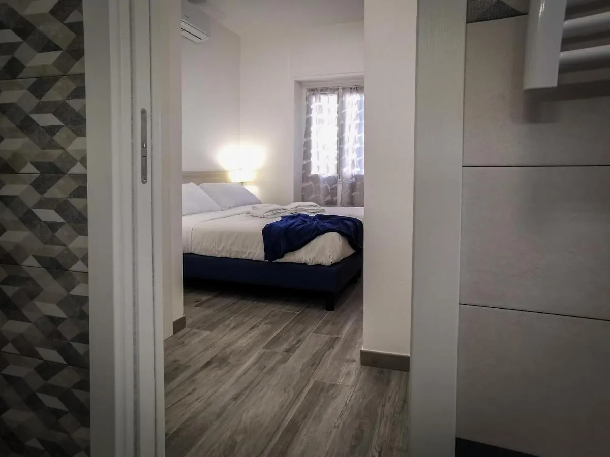 아파트 L'Arche Lodovico Il Moro - House On The Navigli River 밀라노