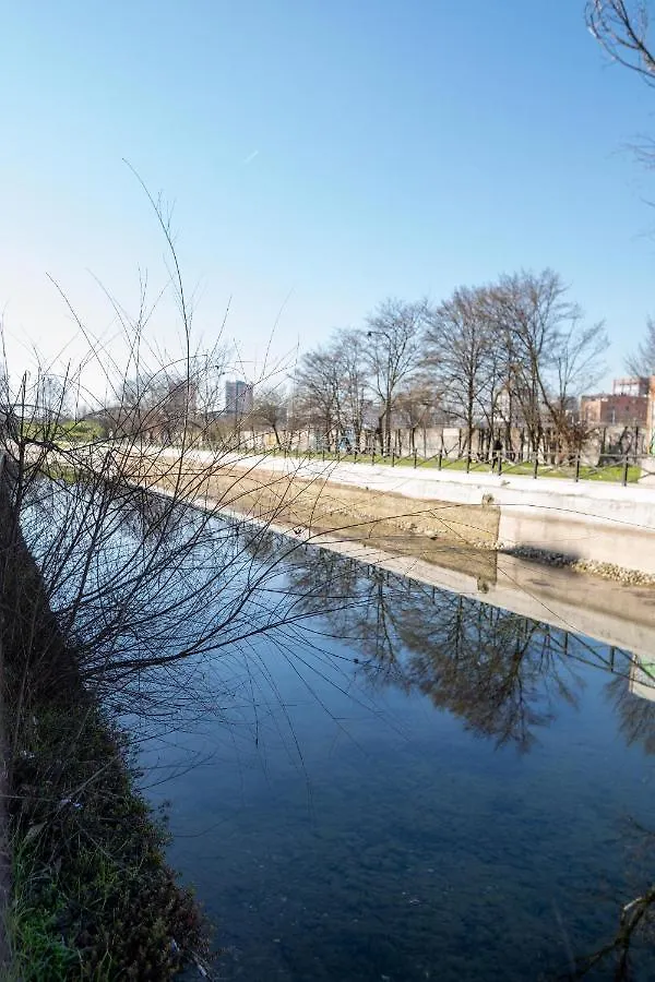 Lejlighed L'Arche Lodovico Il Moro - House On The Navigli River Milano